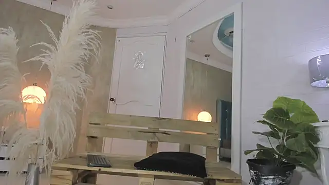 RicoBrown777  online show from November 8, 2025, 4:23 am