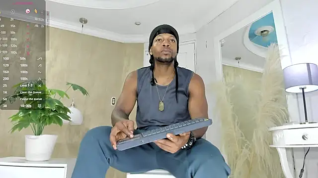 Snapshot of RicoBrown777_ chatting on May 27, 2026, 3:58 am RicoBrown777 online show from May 27, 2026, 3:58 am