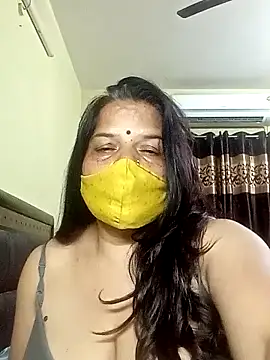 Snapshot of IndianAngle chatting on December 28, 2024, 10:55 pm IndianAngle online show from December 28, 2024, 10:55 pm