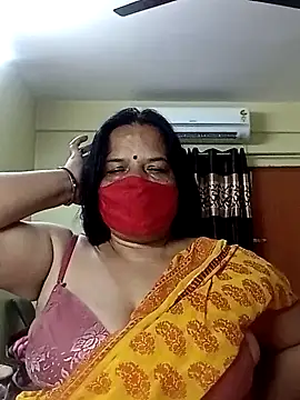 Snapshot of IndianAngle chatting on January 16, 2025, 8:14 pm IndianAngle online show from January 16, 2025, 8:14 pm
