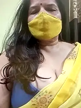 Snapshot of IndianAngle chatting on November 5, 2025, 8:31 pm IndianAngle online show from November 5, 2025, 8:31 pm