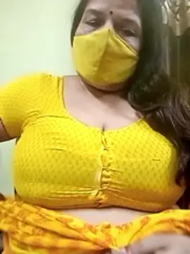 Snapshot of IndianAngle chatting on November 8, 2025, 8:29 pm IndianAngle online show from November 8, 2025, 8:29 pm