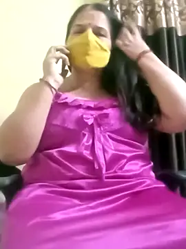 Snapshot of IndianAngle chatting on November 16, 2025, 2:44 pm IndianAngle online show from November 16, 2025, 2:44 pm