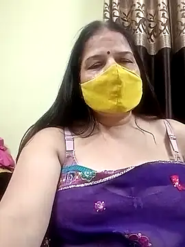 Snapshot of IndianAngle chatting on November 18, 2025, 9:08 pm IndianAngle online show from November 18, 2025, 9:08 pm