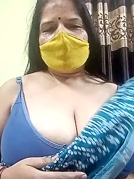 Snapshot of IndianAngle chatting on November 25, 2025, 8:31 pm IndianAngle online show from November 25, 2025, 8:31 pm