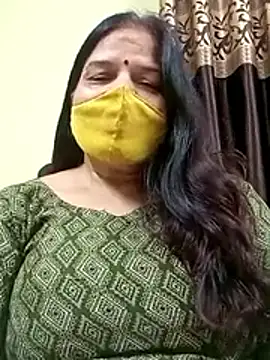 Snapshot of IndianAngle chatting on November 30, 2025, 3:16 pm IndianAngle online show from November 30, 2025, 3:16 pm