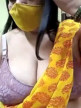 Snapshot of IndianAngle chatting on January 12, 2026, 6:35 pm IndianAngle online show from January 12, 2026, 6:35 pm