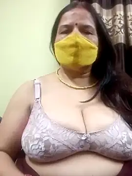 Snapshot of IndianAngle chatting on March 4, 2026, 8:15 pm IndianAngle online show from March 4, 2026, 8:15 pm