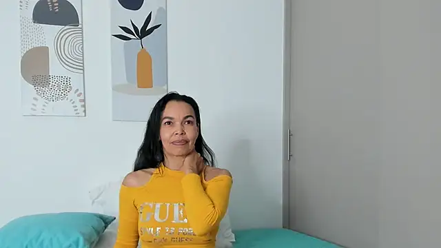 Evawalker  online show from November 5, 2025, 2:55 am