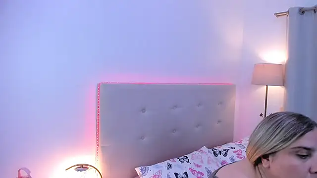 MissMaria online show from April 17, 2026, 3:20 am