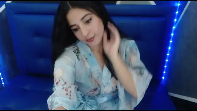 cherry modelx  online show from September 15, 2025, 9:04 pm