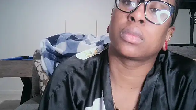 Nyxie Chaos online show from December 16, 2025, 5:12 am