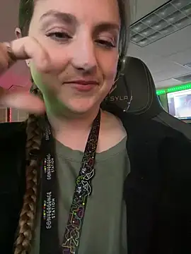 mirannacult online show from December 17, 2024, 10:44 am