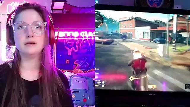 mirannacult online show from January 10, 2025, 6:53 am