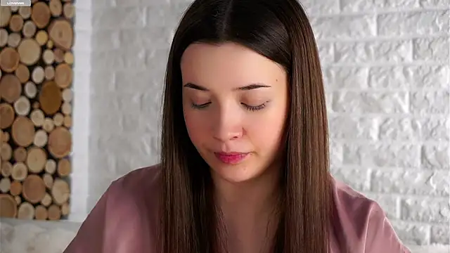 LowOncoming online show from October 3, 2025, 3:03 am