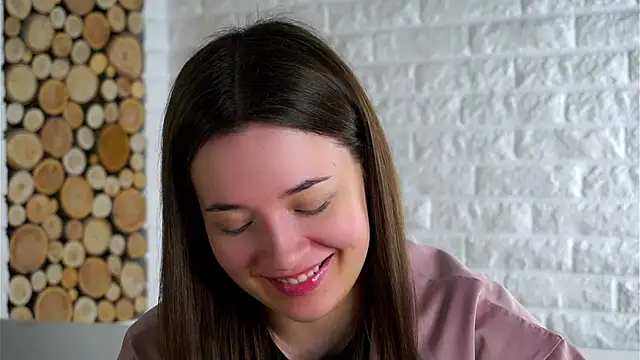 LowOncoming online show from November 28, 2025, 2:14 am