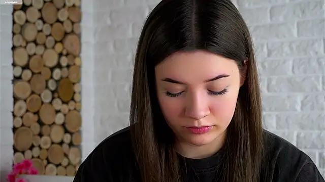 LowOncoming online show from February 13, 2026, 2:18 am