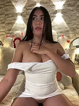  MadiLee  online show from February 2, 2025, 9:56 pm