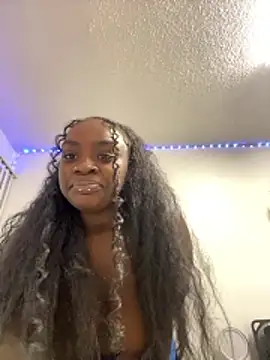 LillShayy online show from January 11, 2026, 1:21 am