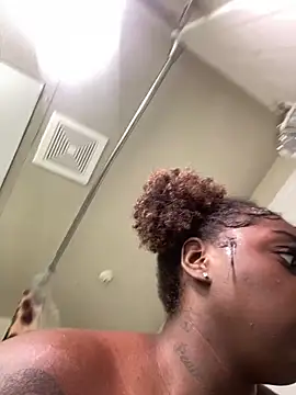 LillShayy online show from May 31, 2026, 5:26 am