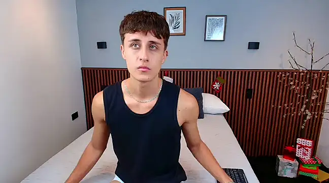 JoseloEvans online show from December 27, 2024, 11:21 pm