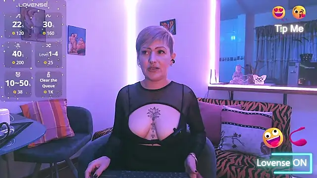 Maria fernandaxxx  online show from November 18, 2025, 9:52 pm