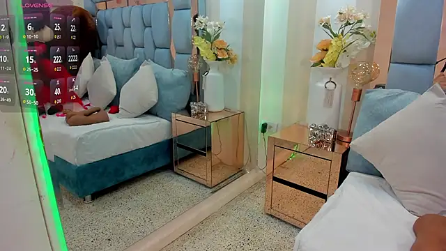 karina mason online show from October 24, 2025, 12:34 pm