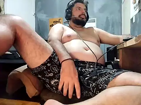 bumbumtatuado online show from April 16, 2026, 10:34 pm