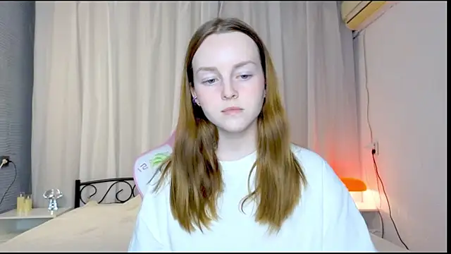 Wild  flowers online show from September 21, 2025, 7:37 pm