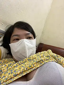 Snapshot of Hachi_Sweetbabie_ chatting on March 2, 2026, 10:22 am Hachi Sweetbabie online show from March 2, 2026, 10:22 am