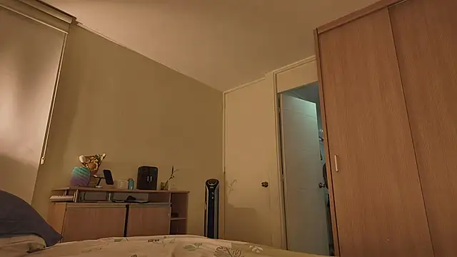 juanasnz99 online show from May 23, 2026, 4:29 am