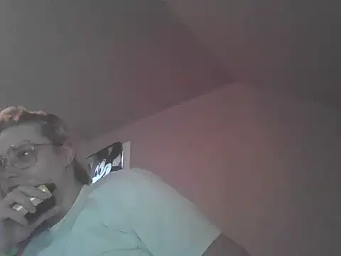 Lalalynn online show from May 8, 2026, 11:32 pm