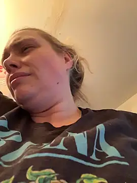 Lalalynn online show from May 12, 2026, 7:00 pm