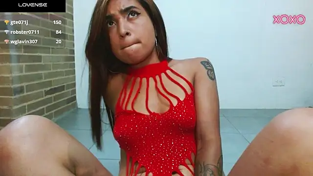 helenacyruss online show from January 14, 2025, 4:36 am