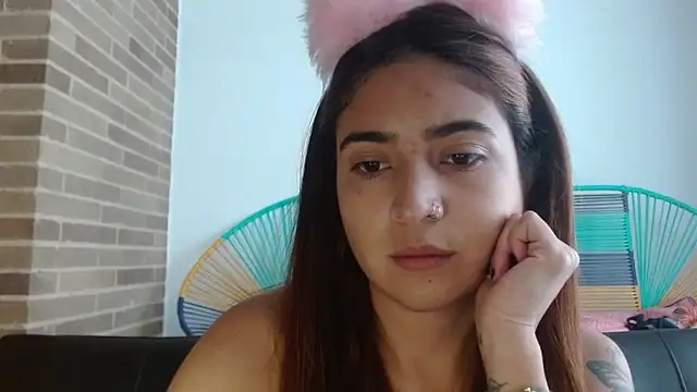 helenacyruss online show from January 30, 2025, 9:14 pm