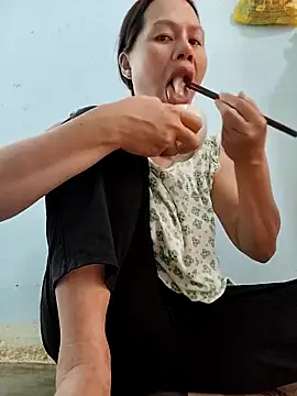 Snapshot of Baby-ladyass20 chatting on November 1, 2025, 2:02 am Baby-ladyass20 online show from November 1, 2025, 2:02 am