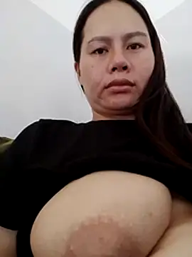 Snapshot of Baby-ladyass20 chatting on May 7, 2026, 2:17 am Baby-ladyass20 online show from May 7, 2026, 2:17 am