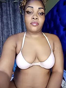 Queenshaz01 online show from March 1, 2025, 10:42 pm