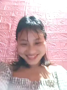 trieungoclnt online show from March 14, 2025, 8:53 am