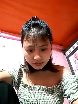 trieungoclnt online show from March 15, 2025, 2:24 am