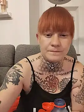 poussichienne online show from July 17, 2026, 6:57 pm