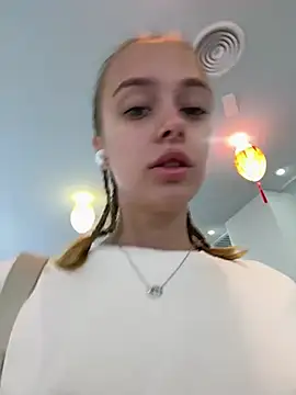 enjoy my beauty online show from January 23, 2025, 4:09 am