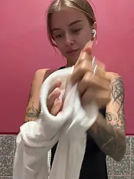 enjoy my beauty online show from January 31, 2025, 7:29 am