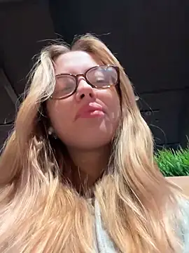 enjoy my beauty online show from February 8, 2026, 6:50 am