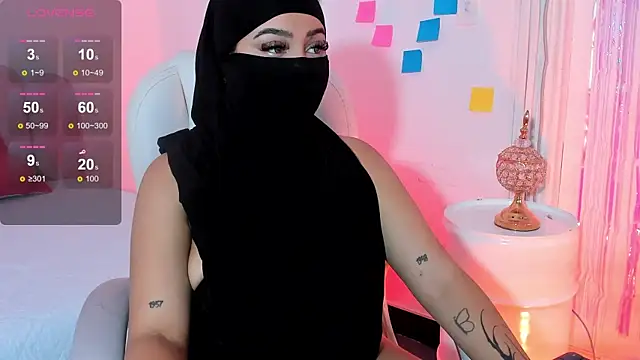 Haanna   online show from February 26, 2025, 6:11 pm