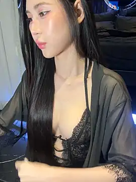 Snapshot of Almiraa68 chatting on January 16, 2025, 2:41 pm Almiraa68 online show from January 16, 2025, 2:41 pm