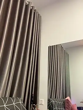 Snapshot of Almiraa68 chatting on March 4, 2025, 2:53 pm Almiraa68 online show from March 4, 2025, 2:53 pm