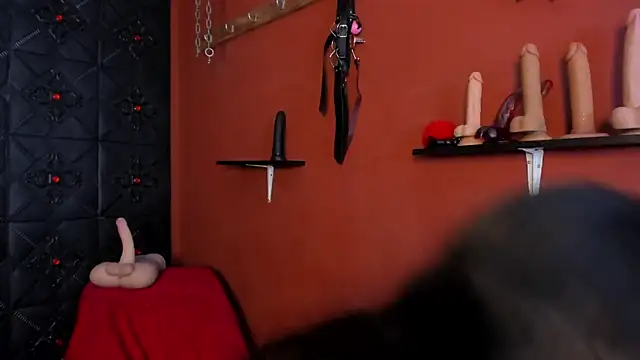 annavi  online show from February 10, 2026, 7:40 pm