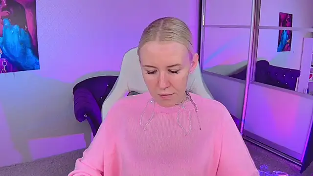 Selenatrend online show from October 12, 2025, 12:15 pm