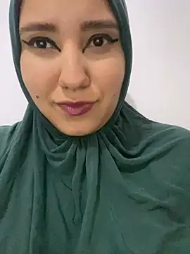 hannahayat online show from February 9, 2025, 3:34 pm